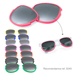 5050, Par de lentes ahumadas con protección UV400 y marco en variada gama de vivos colores. Para combinación con montura de troquelado especial (se vende por separado). Protección UV400