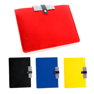 4130, Original porta documentos de suave fieltro en divertidos colores y con original cierre de corchete metálico.