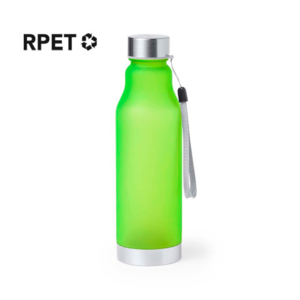 1779, Cilindro promocional de 600ml de capacidad. Libre de BPA, con cuerpo de RPET elaborado a partir de plástico reciclado, para así fomentar la reutilización de residuos plásticos y contribuir a la sostenibilidad del planeta. Tapón a rosca en acero inox, con cordón de transporte y base a juego. Disponible en variada gama de colores. 600 ml