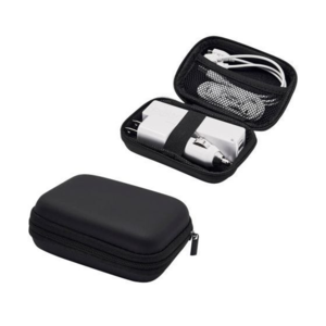 SET 055, SET CARRY. Incluye batería auxiliar de 2,600 mAh, cargador para automóvil, cargador de pared, audífonos, cable cargador USB 3-en-1 . micro USB, tipo C y Lightning) y estuche.