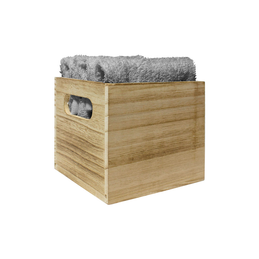 T555, Set de 4 toallas de mano en caja de madera.