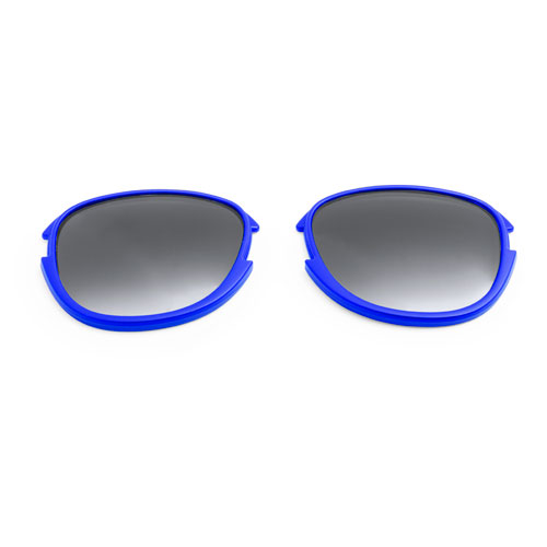 5050, Par de lentes ahumadas con protección UV400 y marco en variada gama de vivos colores. Para combinación con montura de troquelado especial (se vende por separado). Protección UV400