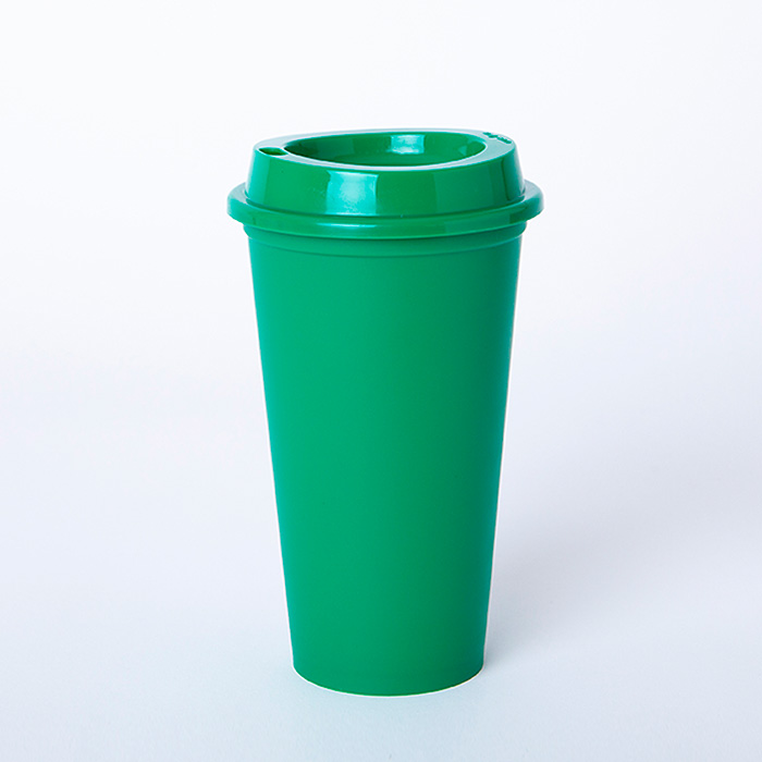 60159, Vaso de plástico con tapa y capacidad de 475 ml.